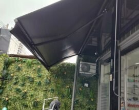 Toldo Articulado Italiano Preto